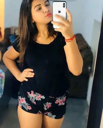 Bowluvada Escorts